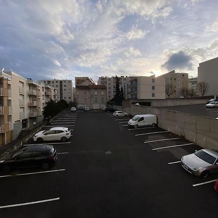 Grand F3 Tres Lumineux, Proche Gare, Avec Parking Proudhon Apartment Clermont-Ferrand Exterior photo
